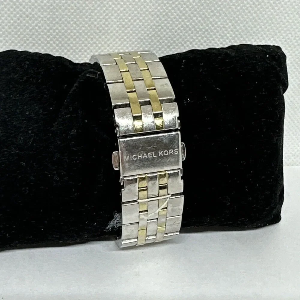 Michael Kors Ritz MK5057 Women's Silver Stainless Steel Analog Dial Watch NUL57
